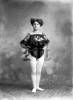 Ritratti di donna in costume da ballerina