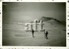 Escursionisti al Piano del Lago : sullo sfondo La Montagnola